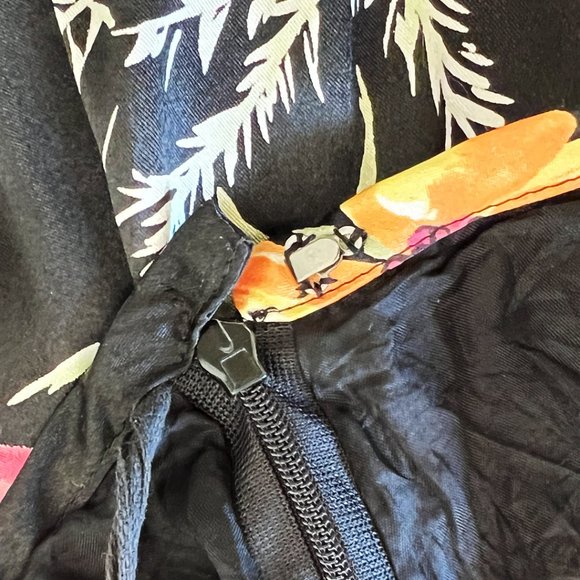 Black and Floral Crinkle A-Line Silky Skirt, Medium - Picture 8 of 11